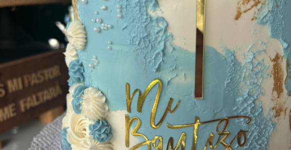 Tartas de bautizo en Sanxenxo: ideas para elegir diseño, raciones y sabor